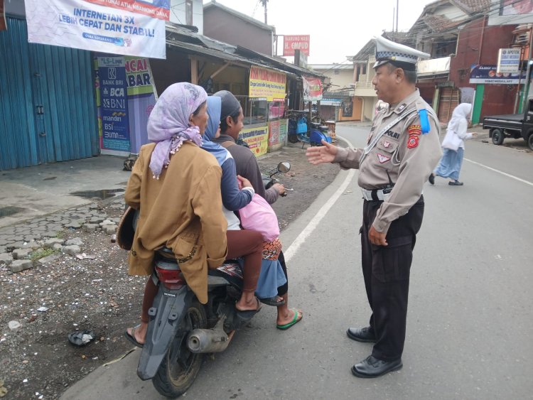 Unit Lantas Polsek Sukaraja Gelar Operasi Keselamatan  Lodaya 2025