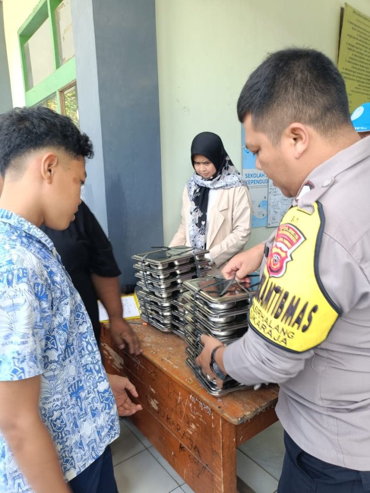 Polsek Sukaraja Laksanakan Monitoring Penyaluran Makan Bergizi Gratis di Wilayah Kecamatan Sukaraja