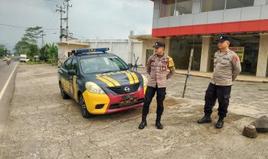 Polsek Gunungguruh Gelar Patroli Ngabuburit  Jelang Buka Puasa