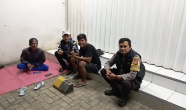 Ciptakan Kamtibmas Aman dan Nyaman,Polsek Kebonpedes Gencar Laksanakan Patroli Sahur