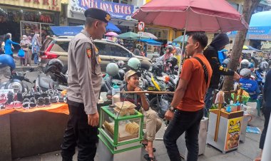 Jaga Kamtibmas Tetap Kondusif, Polsek Cikole Laksanakan Patroli Dialogis