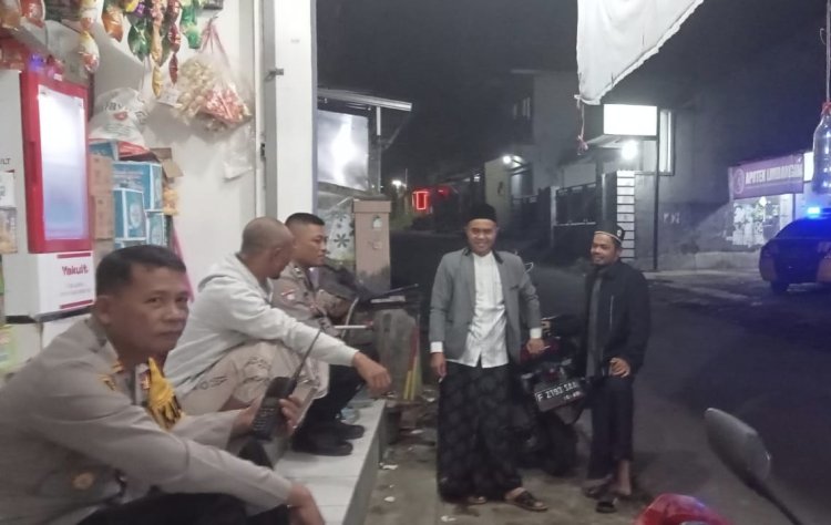 Wujudkan Ramadhan Yang Aman dan Nyaman, Kapolsek Sukaraja Pimpin Patroli Dialogis