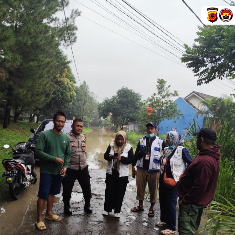 Polres Bogor Bersama Stakeholder Laksanakan Penanggulangan Bencana Alam di Desa  Bojong Kulur Bogor