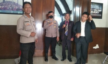 Berikan Rasa Aman dan Nyaman Bagi Jemaat,Polsek Warudoyong Laksanakan Pengamanan Ibadat di Gereja