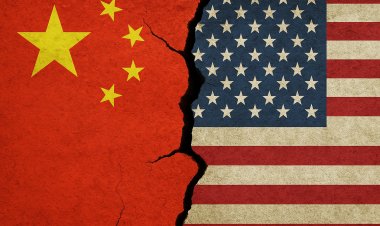 Memanas China Vs AS Kenaikan Tarif 125 Persen