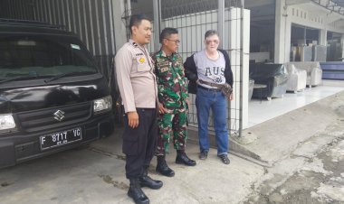 Sinergitas TNI -Polri, Jaga Kondusifitas Wilayah Bhabinkamtibmas bersama Babinsa Laksanakan Sambang