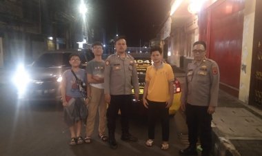 Antisipasi Gangguan Kamtibmas, Anggota Unit Samapta Polsek Warudoyong Gelar Patroli Dialogis