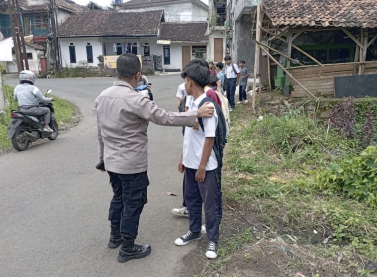 Antisipasi Tawuran Pelajar, Polsek Kebonpedes Intensifkan Patroli Saat Bubaran Sekolah