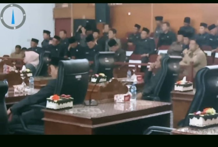 Wabup Paparkan Rencana Pembangunan Pemkab  Pada Sidang Paripurna DPRD Kaur