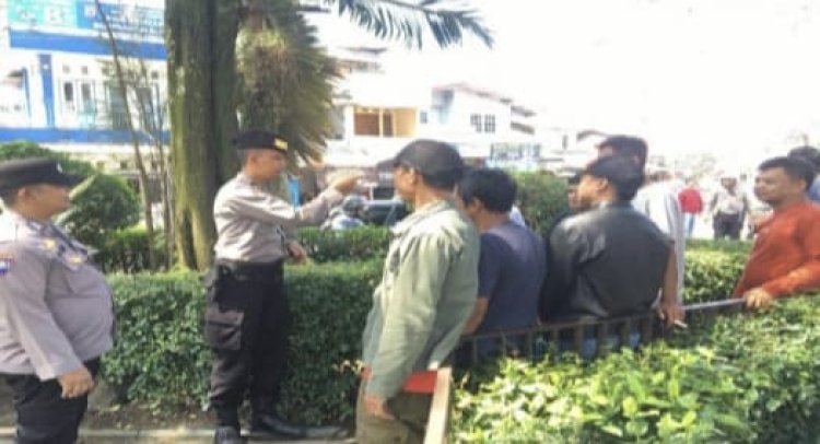 Cegah Gangguan Kamtibmas Jelang Libur Panjang, Unit Samapta Polsek Sukaraja Laksanakan Patroli