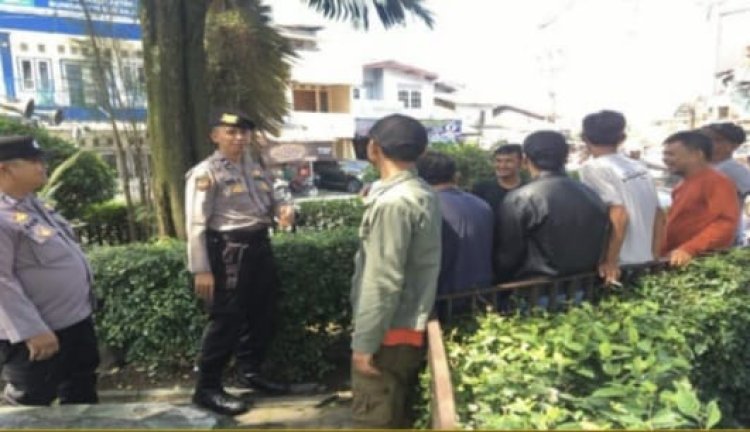 Cegah Gangguan Kamtibmas Jelang Libur Panjang, Unit Samapta Polsek Sukaraja Laksanakan Patroli