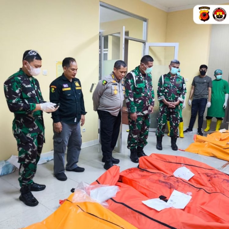 TNI -Polri Laksanakan Pengamanan dan Penanganan Pasca Insiden  Disposal Amunisi di Kecamatan Cibalong