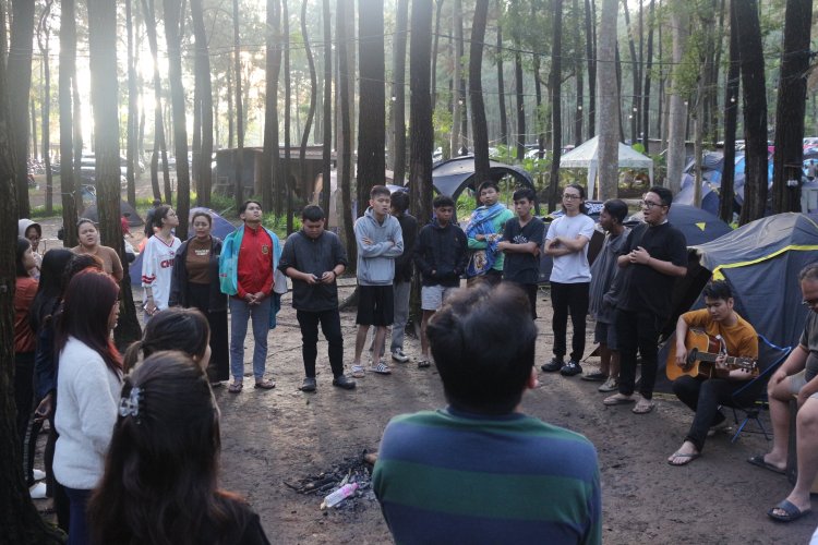 Meski Diterpa Hujan, Semangat Anak Muda 11DG Tetap Membara di HF Day - Camping
