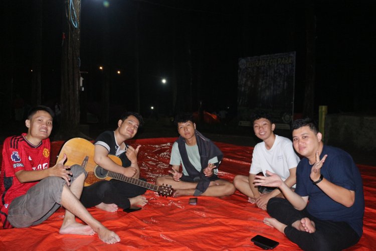 Meski Diterpa Hujan, Semangat Anak Muda 11DG Tetap Membara di HF Day - Camping