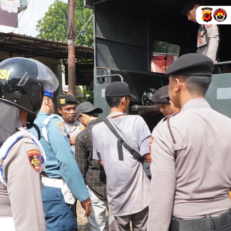 Polres Cirebon Kota Gelar Patroli Skala Besar, 11 Terduga Preman Diamankan