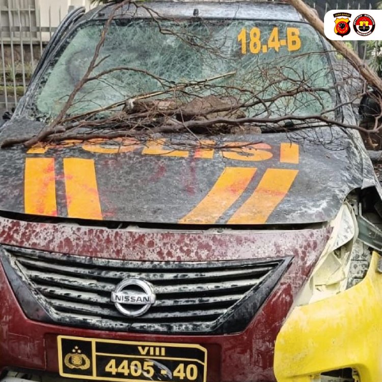 Tertarik Flyer Digital Aksi Mayday, Tersangka Inisial TZH Rusak Mobil Polisi
