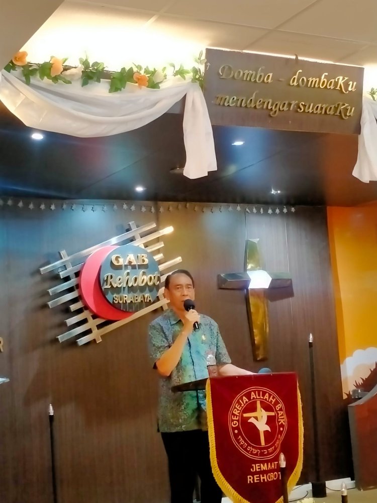 Paskah PGLII Surabaya: “He's Alive” Tegaskan Kemenangan Kristus atas Maut