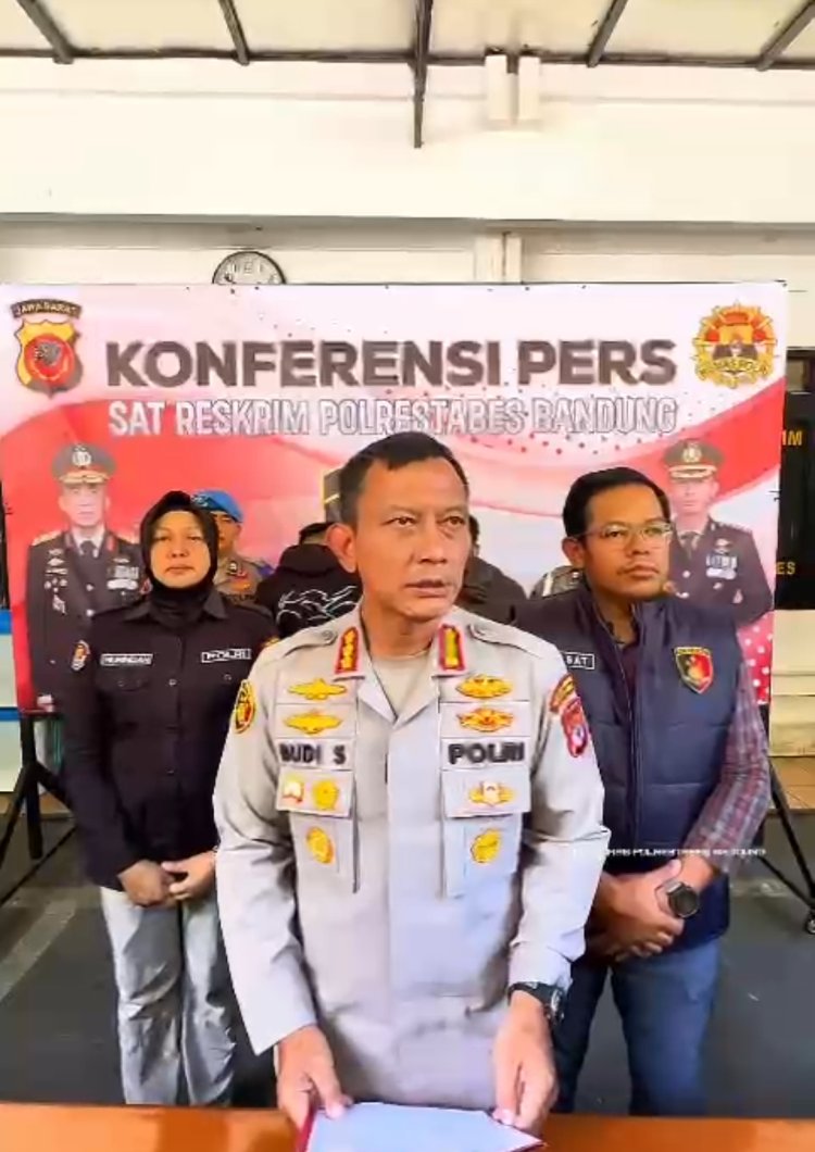 Polrestabes Bandung Amankan Dua Orang Oknum Bobotoh Terduga  Pelaku Perusakan Stadion GBLA