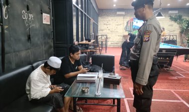 Dukung Program Gubernur Jabar,Polsek Sukaraja Sosialisasikan Jam Malam Bagi Pelajar