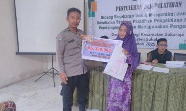 Ciptakan Kamtibmas Yang Kondusif, Bhabinkamtibmas Polsek Sukaraja Monitoring Penyaluran BLT DD