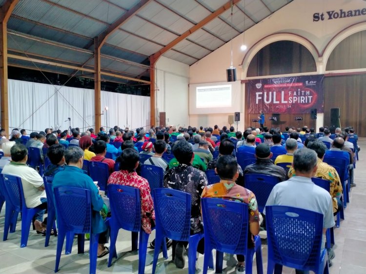 275 Pria Dibakar Roh dan Semangat di Men’s Camp GSJA Jatim!