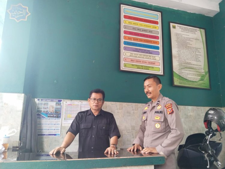 Berikan Rasa Aman, Polsek Cisaat Laksanakan Patroli Dialogis