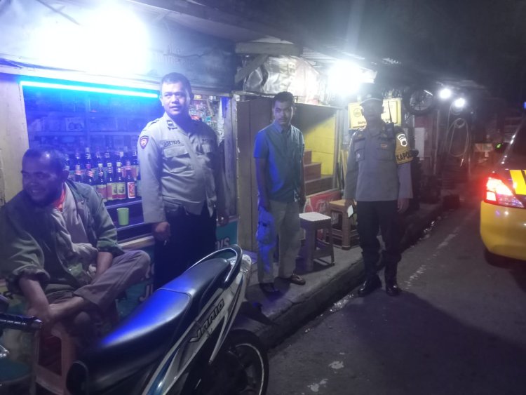 Tekan dan Minimalisir Peredaran Miras, Polsek Sukaraja Laksanakan Razia