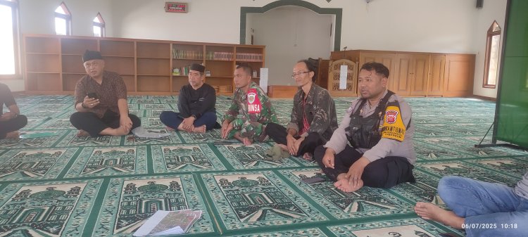 Bhabinkamtibmas Polsek Cibereum Laksanakan Giat Problem Solving