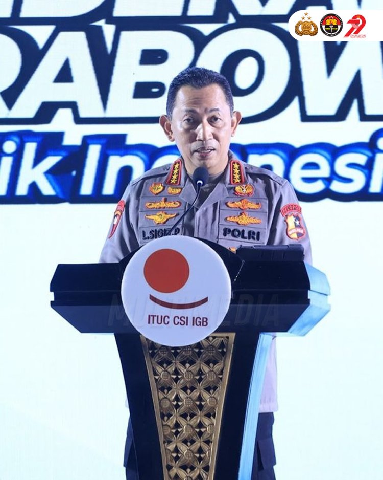 Kapolri Terima Penghargaan Dari Organisasi Buruh Dunia