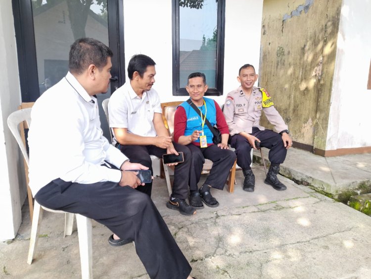 Wujudkan Harkamtibmas Aman Kondusif, Bhabinkamtibmas Polsek Baros Giatkan Sambang