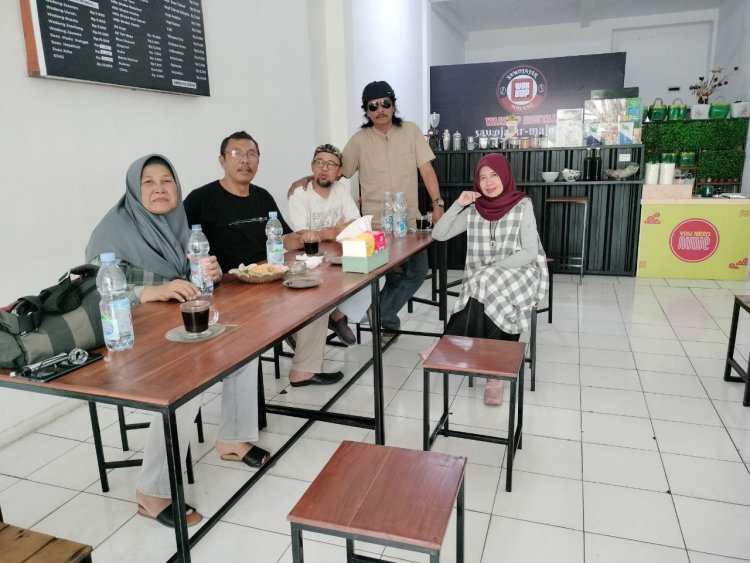 SPENSI'79 Jalin Silaturahmi Kokohkan Persaudaraan dan Raih Kesuksesan Bersama Warkop Digital Sawojajar Kota Malang