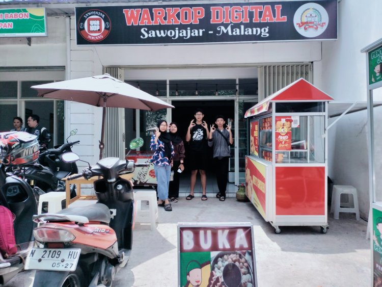 Intip Rahasia Sukses Warkop Digital: SMA 10 Malang Belajar Berinovasi Langsung dari Pemiliknya