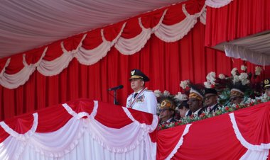 Upacara HUT RI Ke 80 Pj Gubernur Papua Agus Fatoni Ajak Jaga Iklim Kondusif Masyarakat