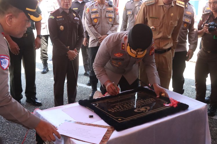 ﻿Kapolda Bengkulu Laksanakan Kunjungan Kerja ke Polres Kaur