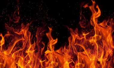 Tegal lega Mencekam: Api Bakar Rumah Dua Lantai, Korsleting Jadi Biang Keladi!