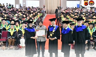 Kapolresta Cirebon Raih Penghargaan Tokoh Teladan Peduli Generasi Muda