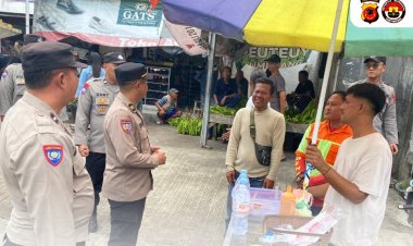 Polda Jabar Gencar Edukasi Kepada Warga Dan Pedagang  Guna Cegah Premanisme Sejak Dini
