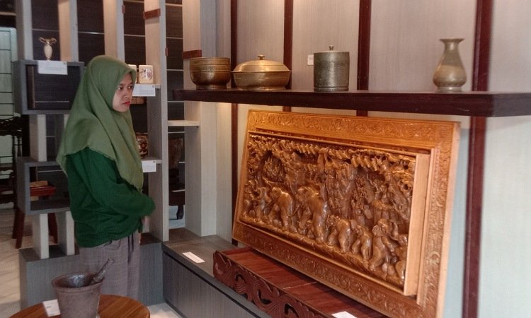Sarasehan HKI di Dinas Pariwisata dan Kebudayaan Kabupaten Jember untuk Pelestarian dan Perlindungan Budaya Lokal