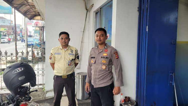 Ciptakan Kamtibmas Aman Kondusif,Unit Samapta Polsek Cisaat Gelar Patroli