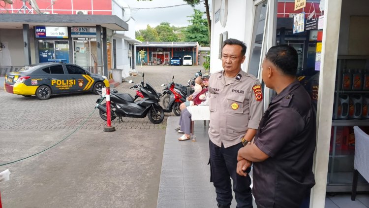 Pastikan Kamtibmas Tetap Kondusif, Polsek Cikole Gencar Laksanakan Patroli Dialogis