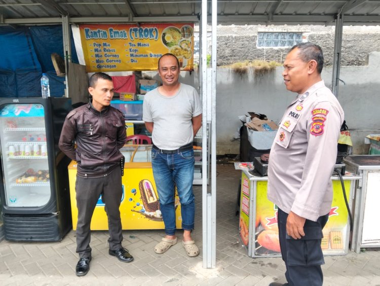 Cegah Aksi Kejahatan  Polsek Cikole Gelar Patroli Dialogis
