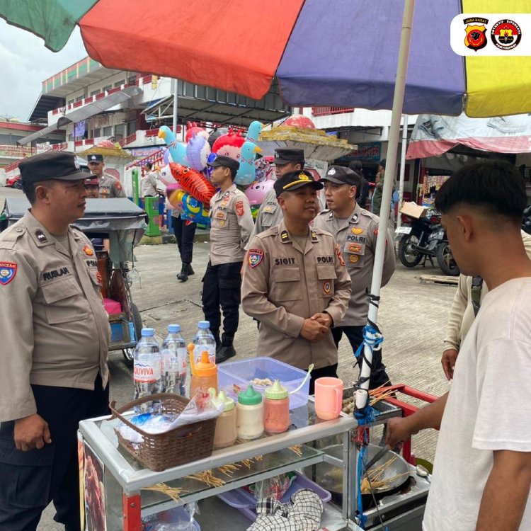 Polda Jabar Gencar Edukasi Kepada Warga Dan Pedagang  Guna Cegah Premanisme Sejak Dini