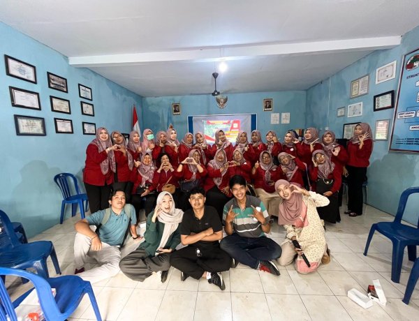 Koperasi Wanita Kepanjen Siap Go Digital! Peserta Maganghub Warkop Digital Gelar Sosialisasi Transformasi UMKM