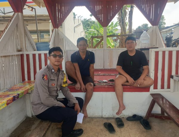 Wujud Nyata Kehadiran Polri Di Tengah Masyarakat, Polsek Kebonpedes Gelar Patroli