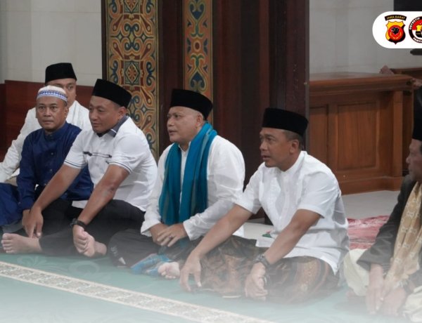 Subuhan Kapolda Jabar Dan Silaturahmi  Toga-Tomas Kota Tasikmalaya