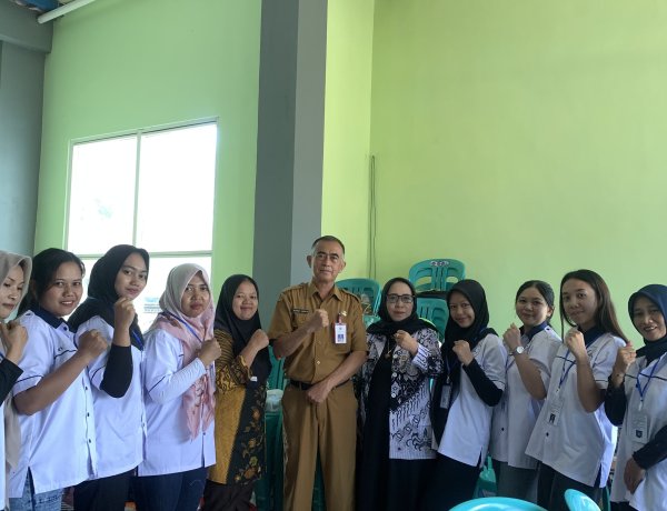 Dukung Pemberdayaan Warga, Sekcam Ngantang Kunjungi Warkop Digital Mekar Sari