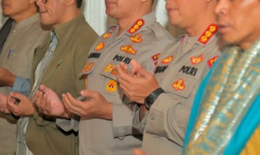 Kabid Humas Dan Dir Binmas Polda Jabar Hadiri Peringatan Isra Mi'raj 1447  H Di Ponpes Al-Mubaarok