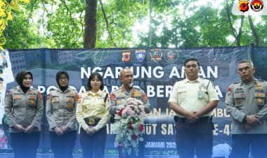 Ngariung Bareng Kapolda Jabar, 'Sauyunan Jaga Lembur' Peringati HUT Satpam  Ke-45 Tahun 2025