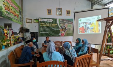 Dorong Kesadaran Kesehatan Kerja, Puskesmas Kasembon Sosialisasikan Pos UKK di UMKM Sri Tanjung