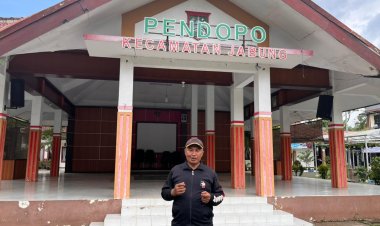 Sinergi Tanpa Henti: Perangkat Desa dan Warga Bahu Membahu Atasi Dampak Longsor di Desa Umbut Legi, Dusun Taji